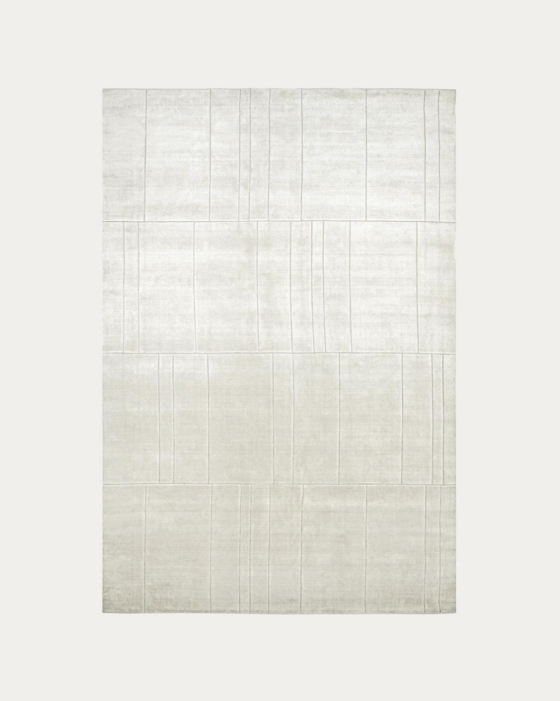 Elliot Bianca carpets in white and pearl, shown in a product top view as image 1