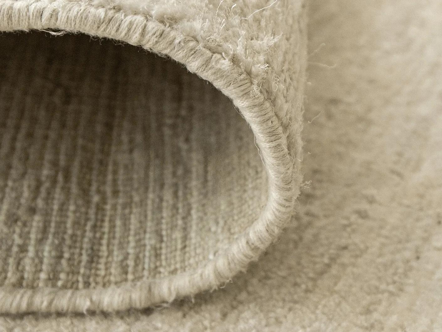 Beatrice Sandy 02 carpet in beige, shown in a product close-up as image 13