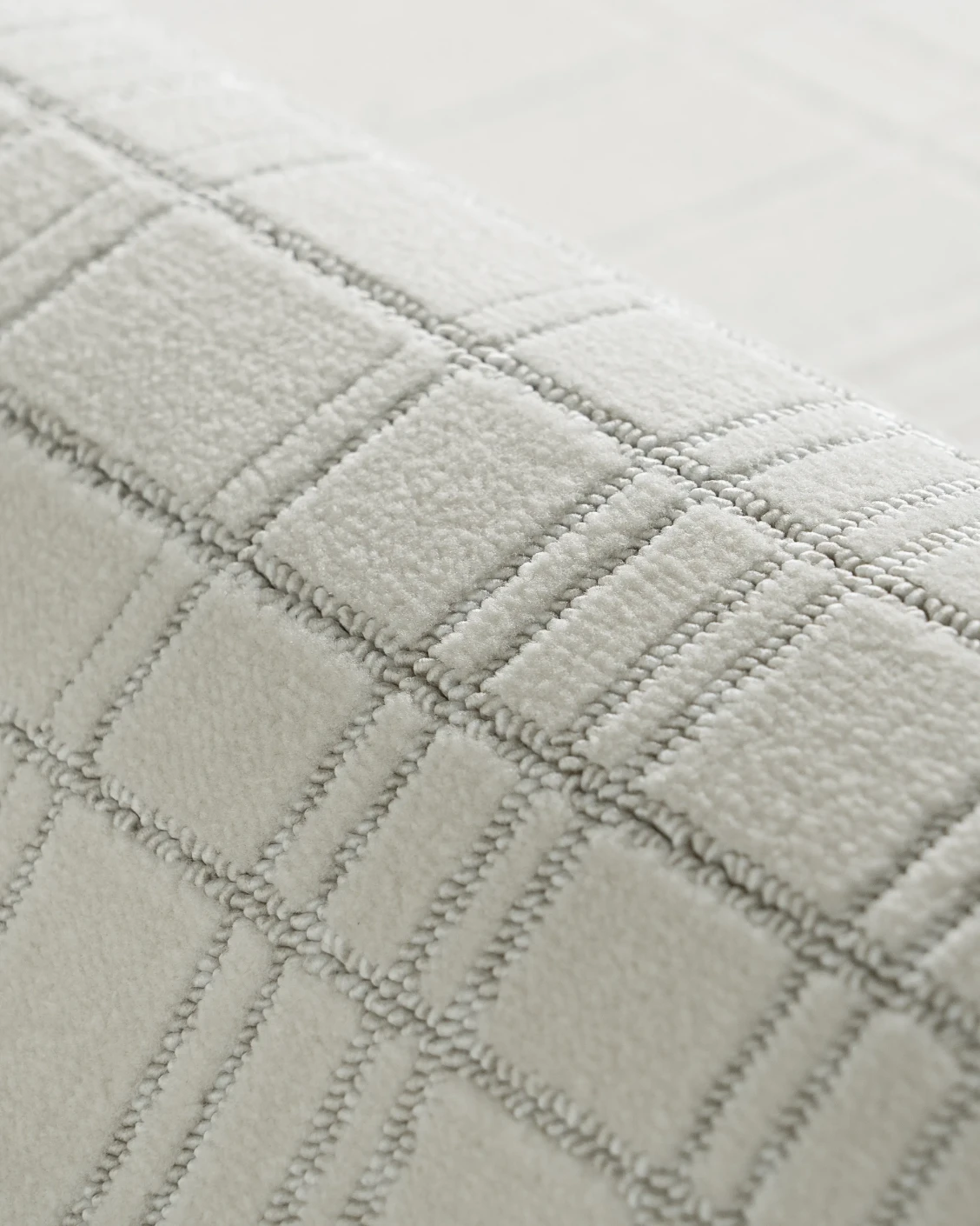 Corvin Sandy carpet in ivory and grey, shown in a product close-up as image 12