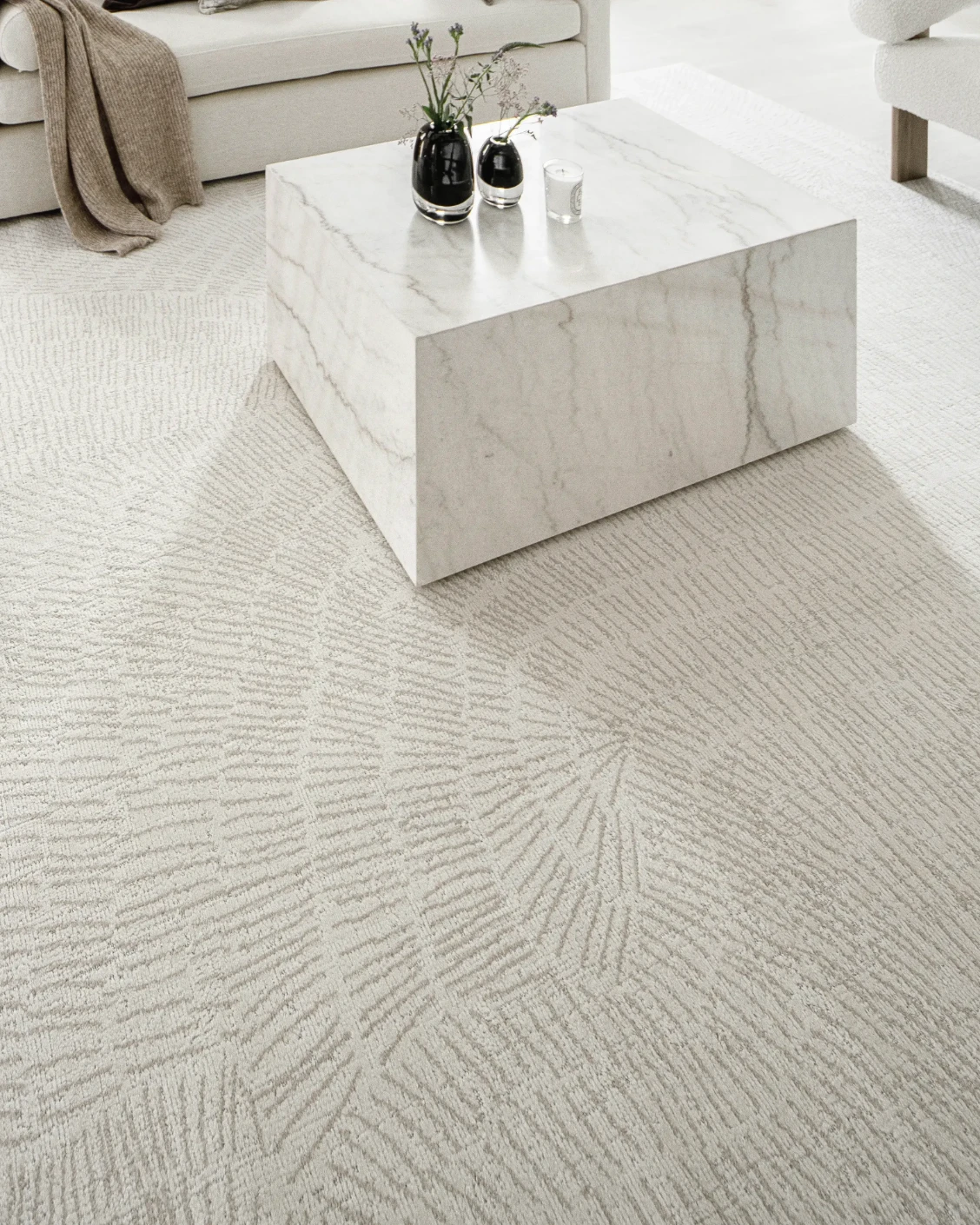 Link Sandy carpet in beige, shown in a lifestyle top view as image 9