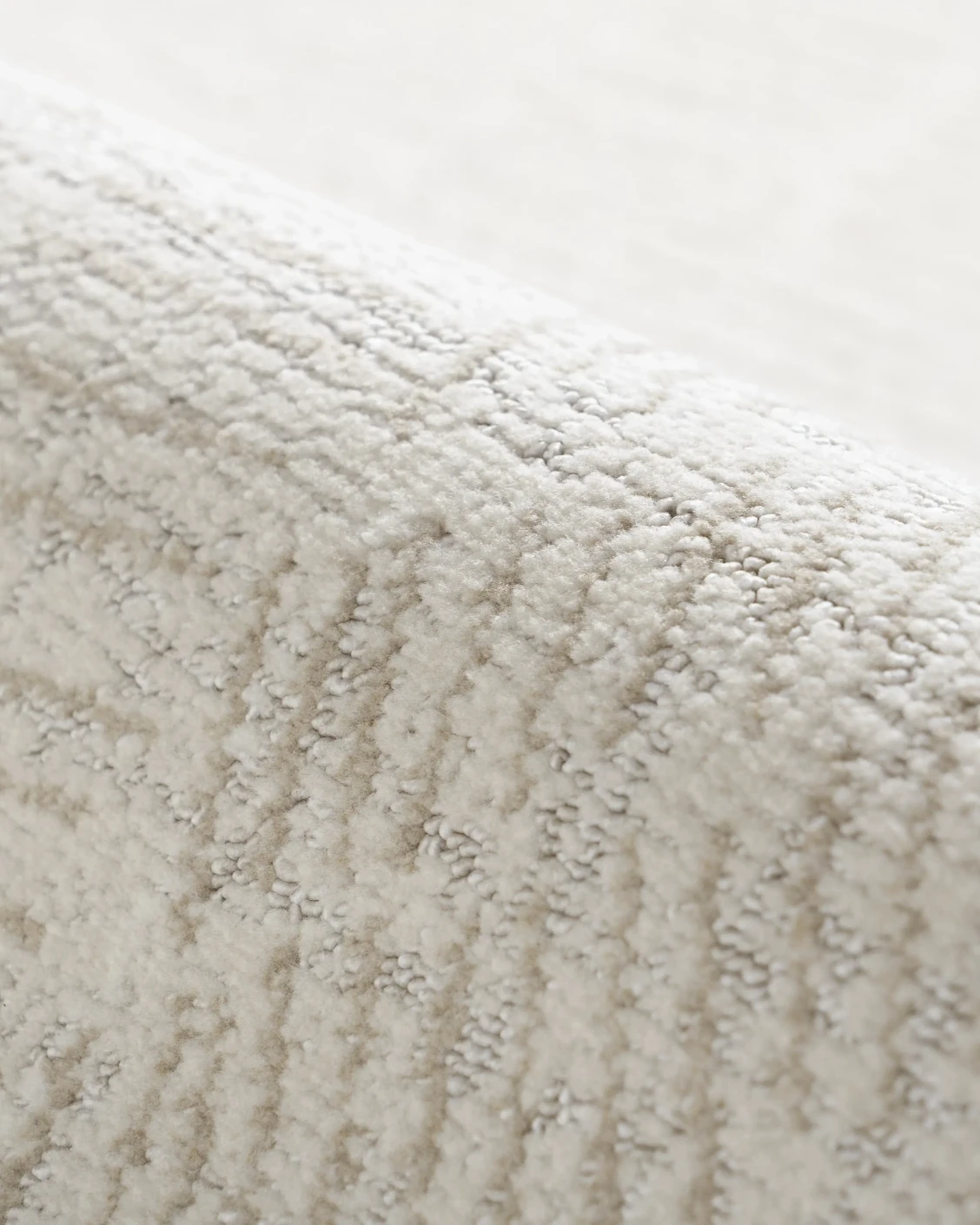 Link Sandy Round carpet in sandy and beige, shown in a product close-up as image 7