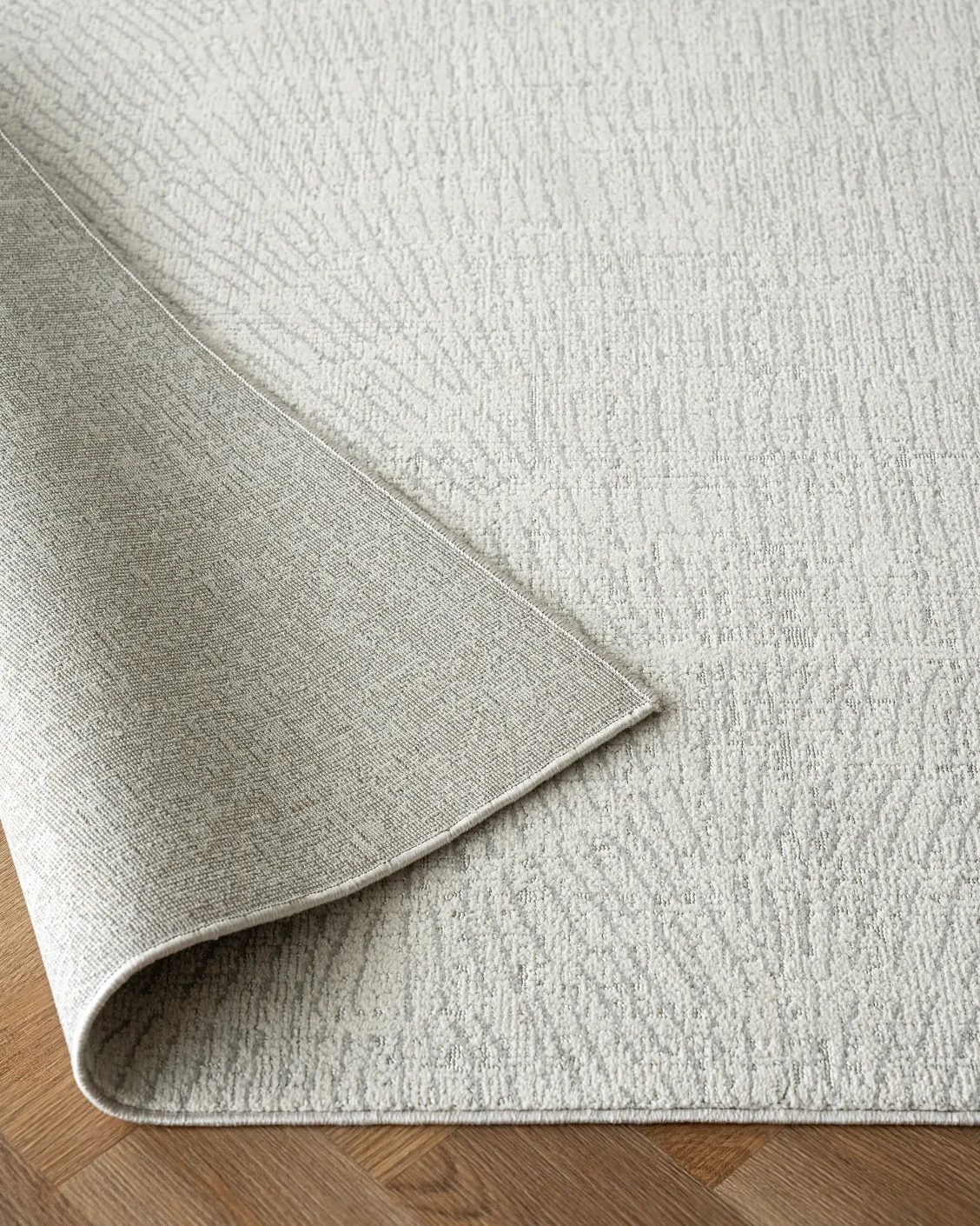 Link Sterling carpet in grey, shown in a product close-up as image 10